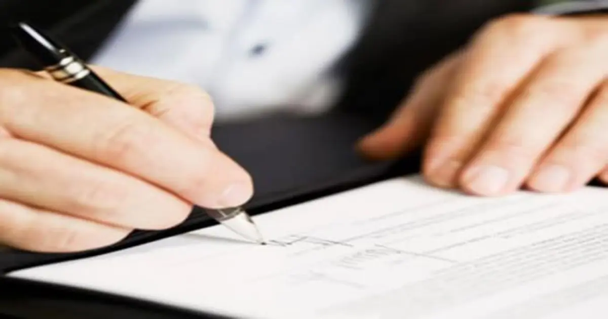 البطلان النسبي عقد بيع في القانون المصري مع توضيح حالات بطلان عقد البيع بسبب نقص الأهلية أو عيوب الرضا أو مخالفة القانون.